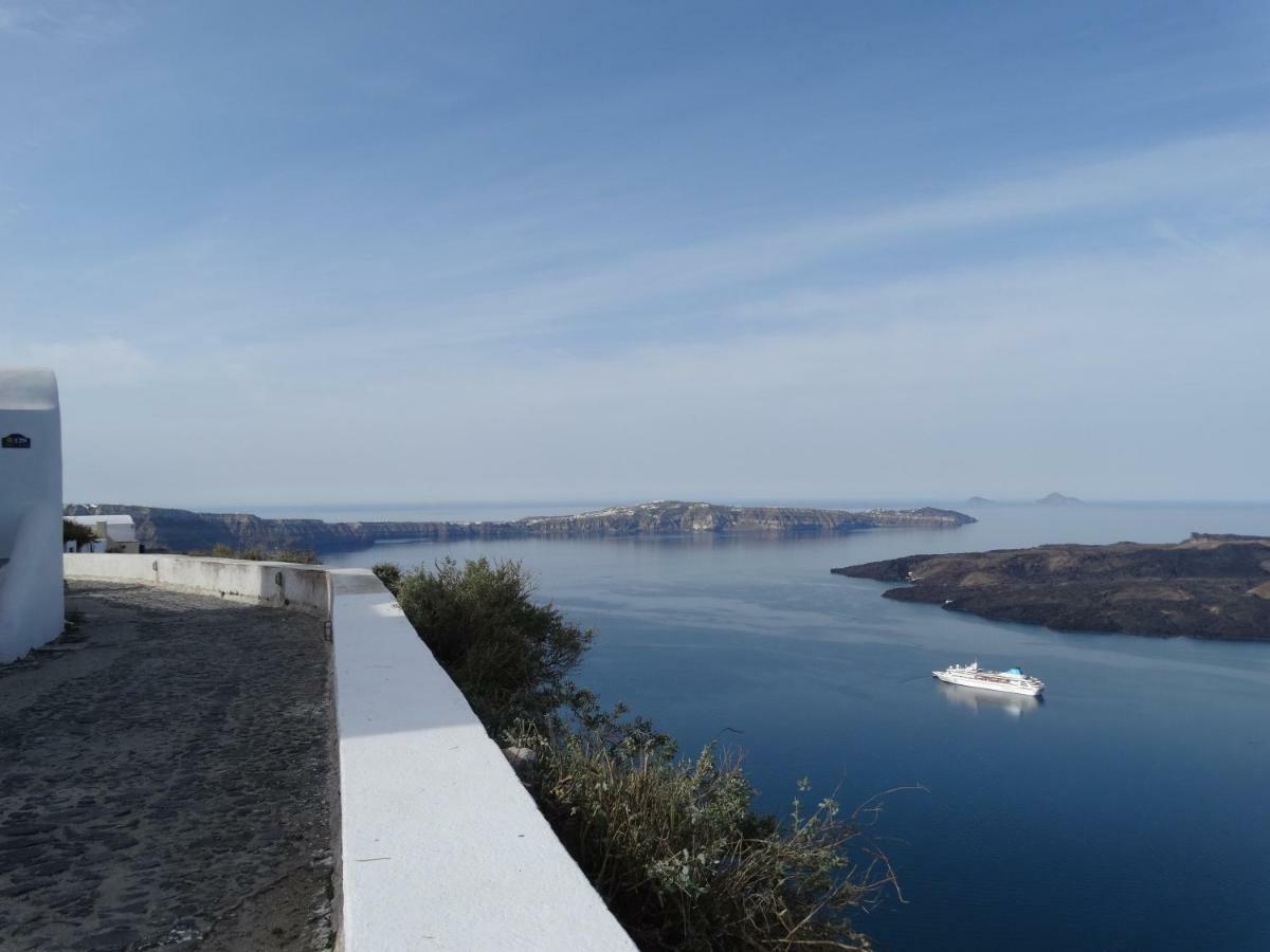 Yposkafo Suites - Studio - Santorini Fira  Exterior photo